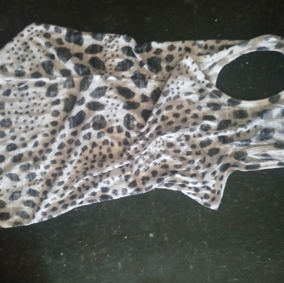 Clothes - Picture 2 of 2